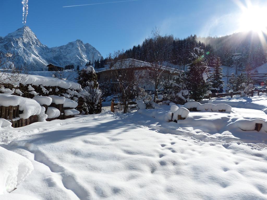 Appartements Alpenland Lermoos Exterior photo