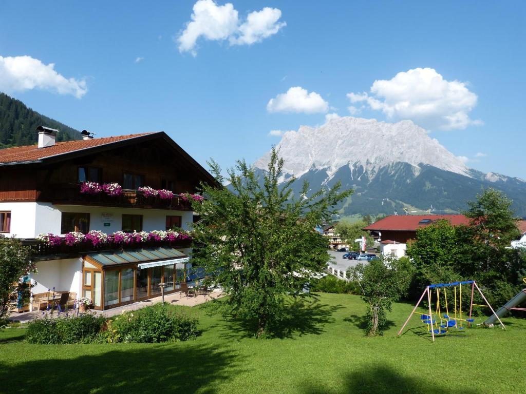 Appartements Alpenland Lermoos Exterior photo